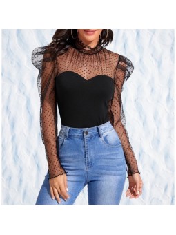 Blusa de malla en los...