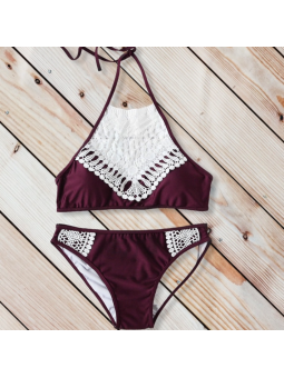 Bikini de espalda abierta...