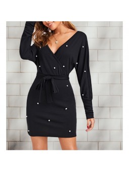 Vestido negro con cuello...