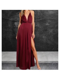 Vestido largo con  escote...